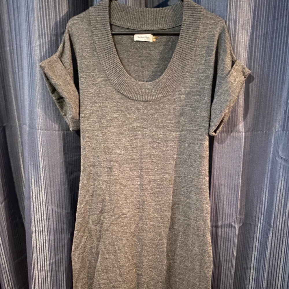 Calvin Klein-Grey Sweater Dress with Scoop Neck and‎ cuffed sleeves-Size Medium
